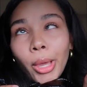 Meet your Posher, Charles